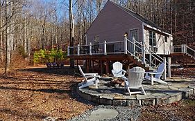Our Private Wooded Cabin